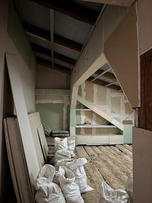 Продам квартиру з окремим входом