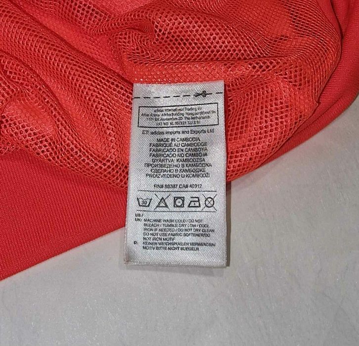 Куртка Adidas вітровка