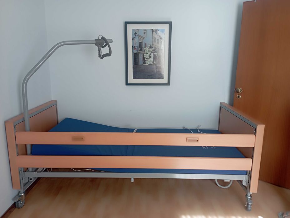 Cama articulada nova