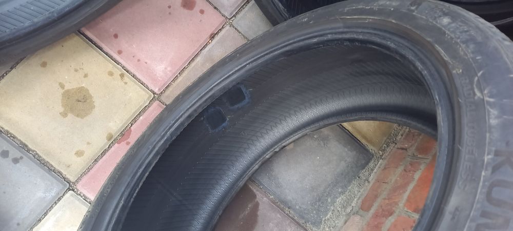Kumho 245 40 19 всесезонка