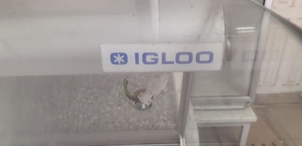 Холодильні вітрини IGLLO,SNAIGE