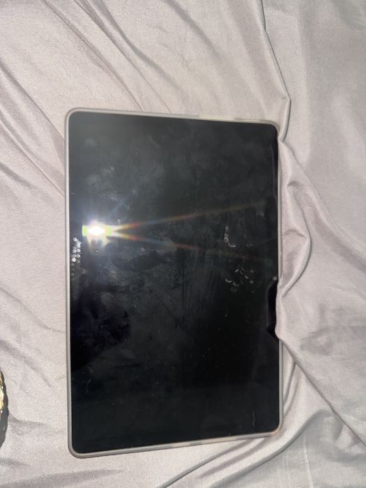 Tablet Lenovo + Clear Case