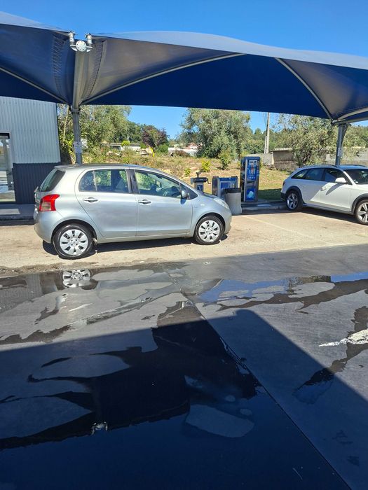 Toyota yaris 1.4D4D com a.c