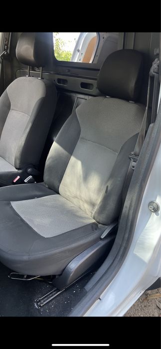 banco , volante e farolins dacia dokker / sandero / duster