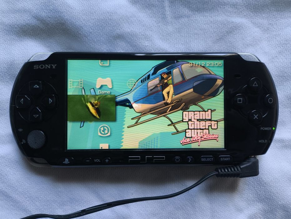 PlayStation Portable 3000 (PSP)