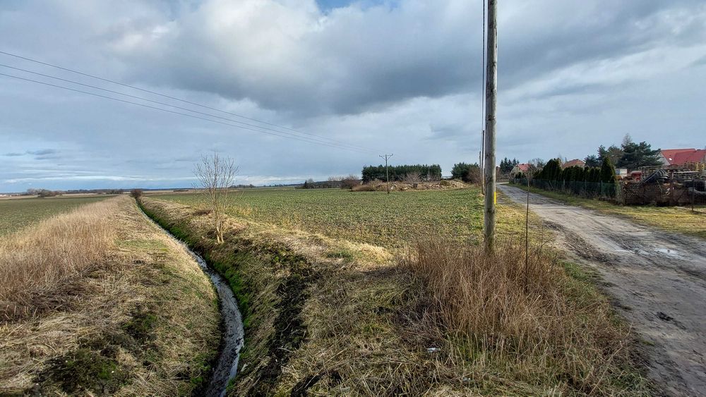 Działka  15a pod Oławą