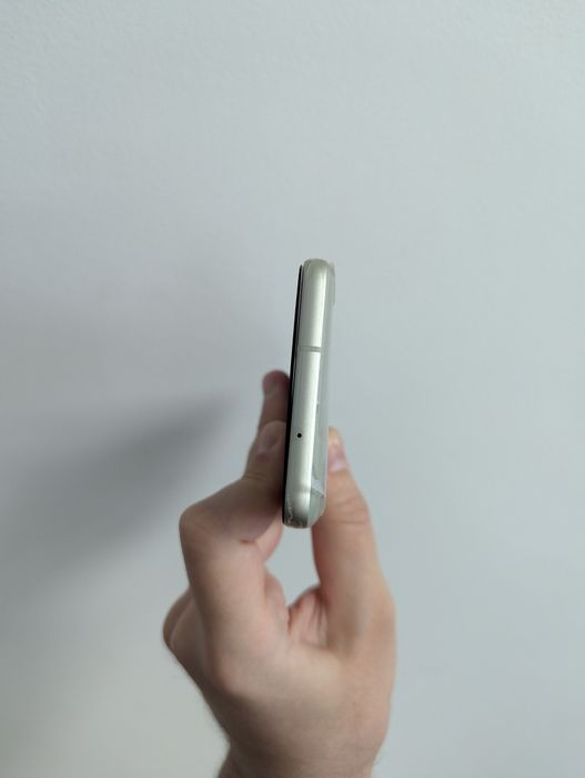 Samsung Galaxy S21 FE НОВИЙ 2 SIM 128 GB Neverlock