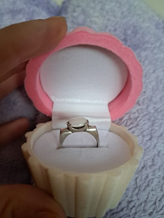 Anel de prata com madre perola