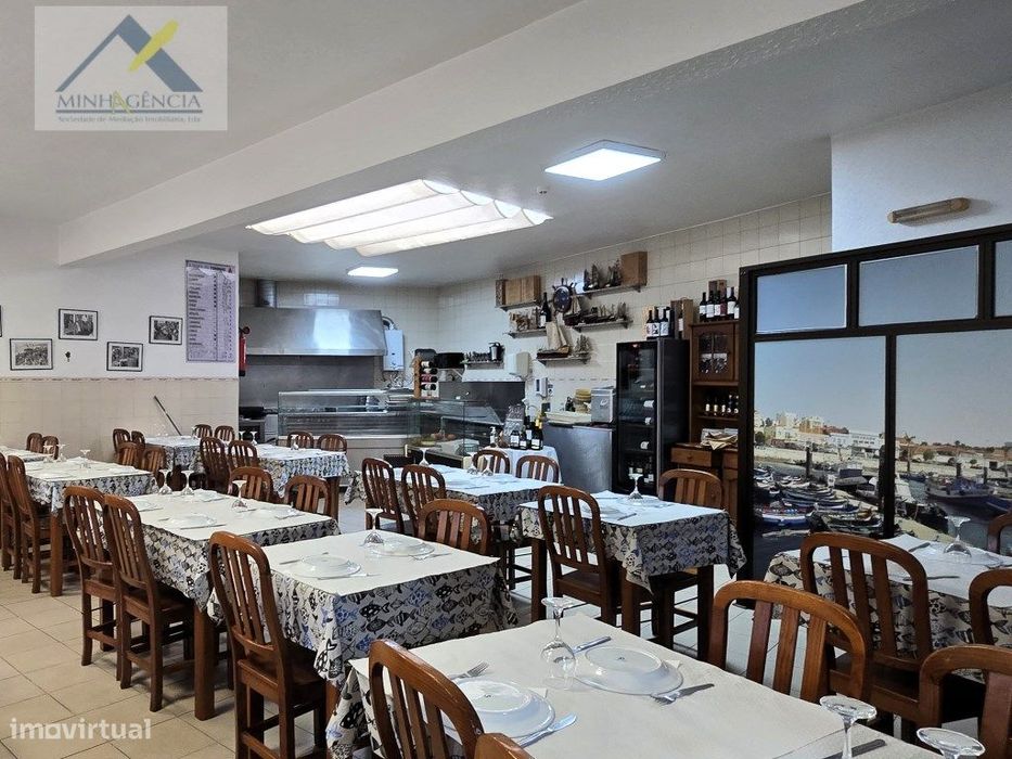 Restaurante em pleno funcionamento em Setúbal