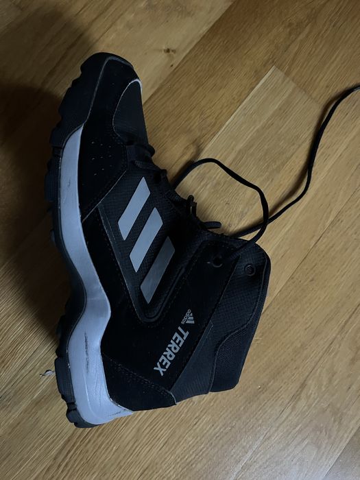 buty trekingowe adidas