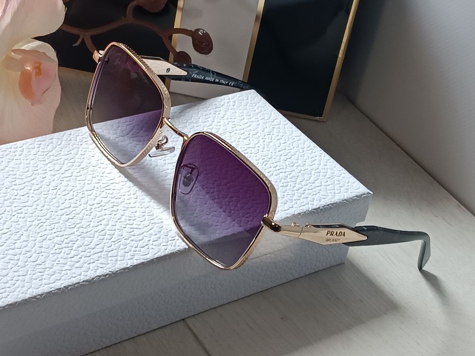 Брендові жіночі окуляри.Рrada.Нові!