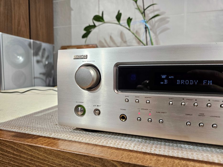 Стерео ресивер Denon DRA-500AE AM/FM Stereo Receiver
