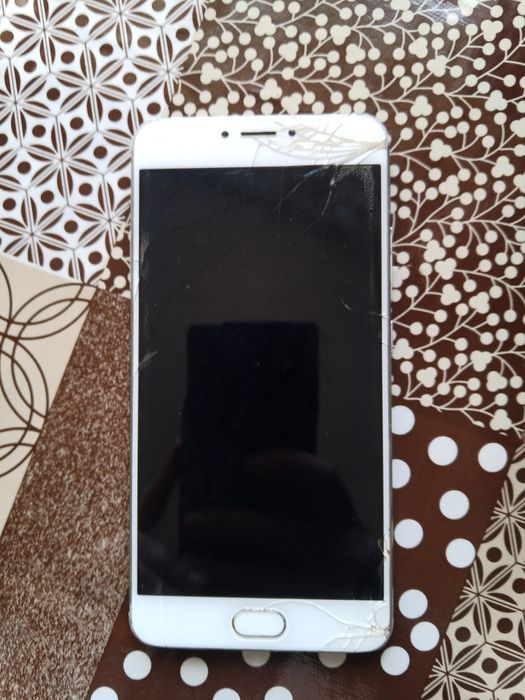 Продам мейзу 3  зв