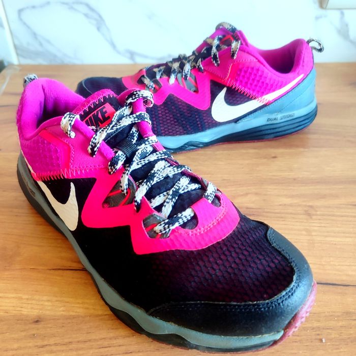 Кросівки Nike Dual Fusion Trail W