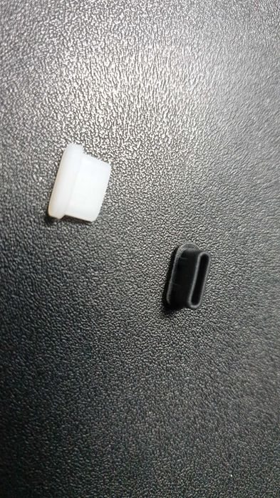 Силиконовая заглушка USB разъема Type C