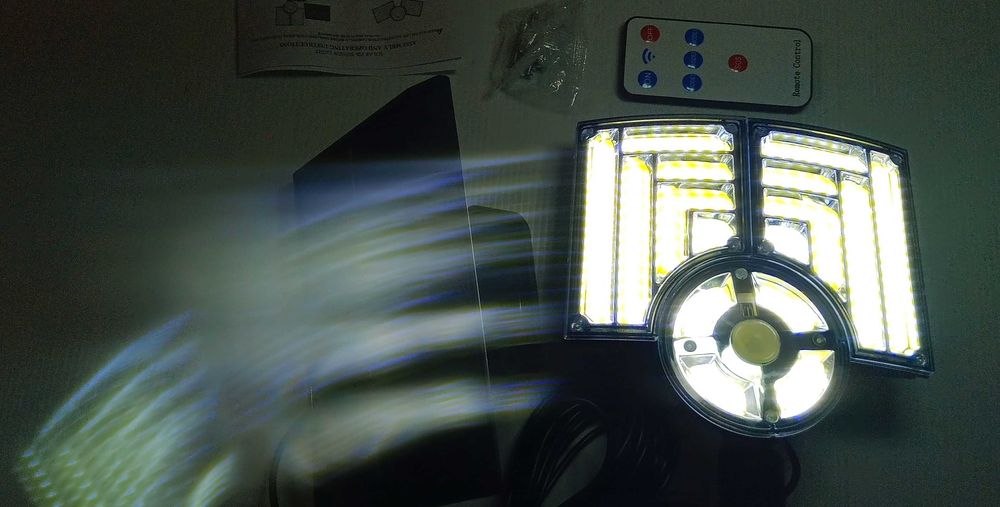 Candeeiro solar LED exterior sensor movimento