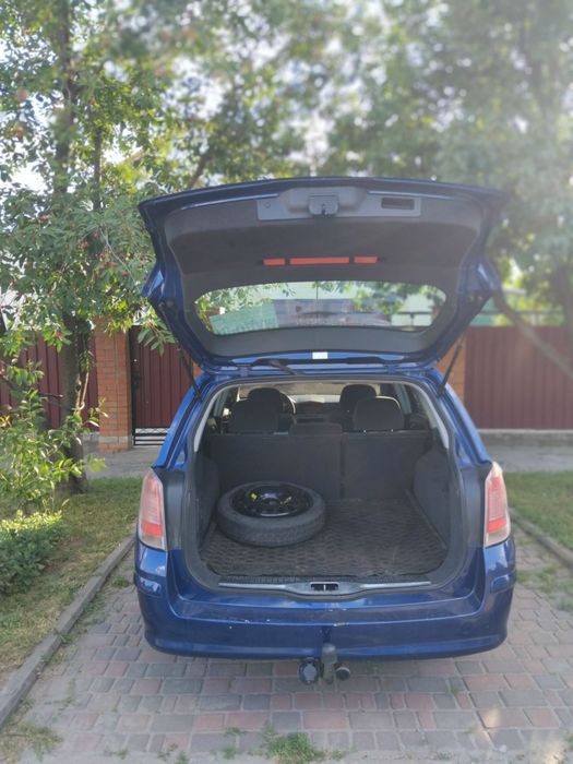 Opel astra h 1,6 2004 рік