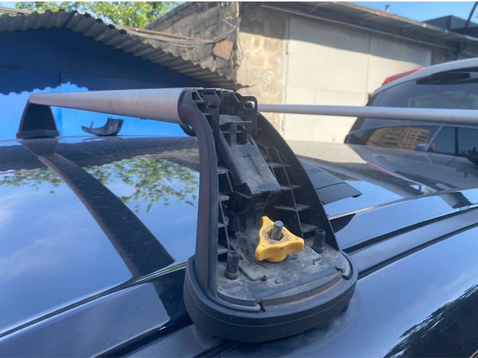 Оригинальные продольные рейлинги для Suzuki Vitara 2015-2022