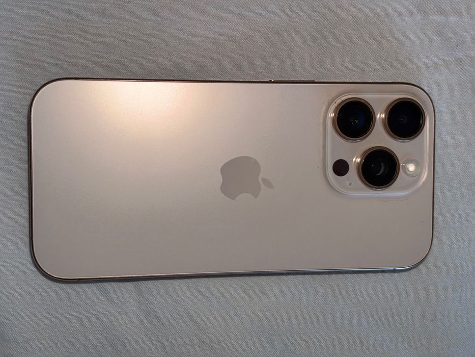 Apple Iphone 16 pro