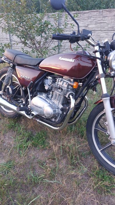 Kawasaki z 400  Brat Style