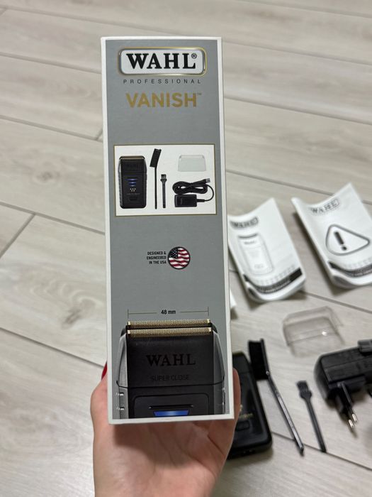 WAHL Vanish Professional — новий шейвер, повний комплект