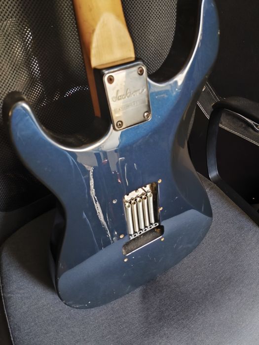 Guitarra elétrica Jackson PS-1 Performer com vários mods