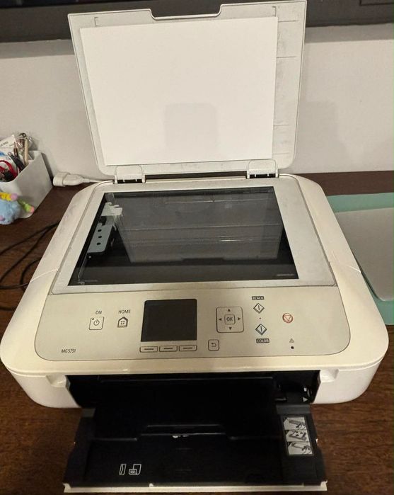 Canon pixma MG 5751