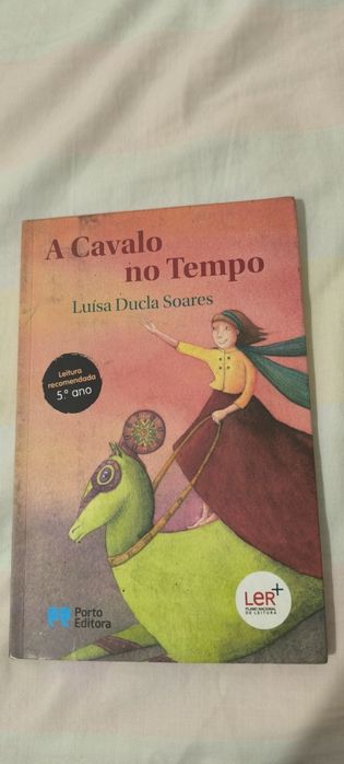 Livro novo usado em escola