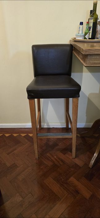 Mesa alta de apoio