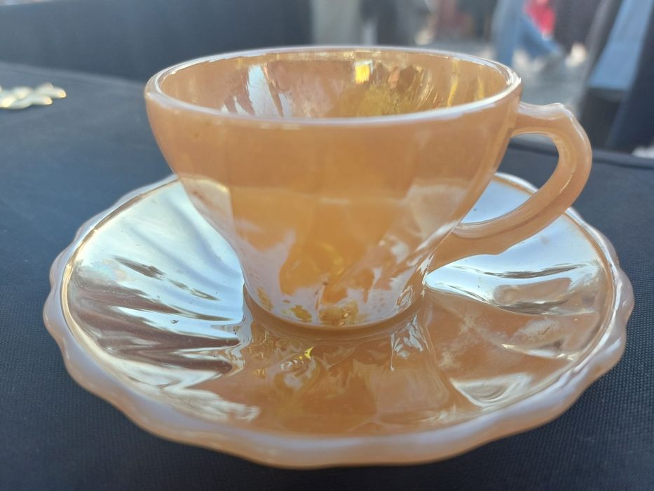 Chávena de café da icónica marca Anchor Hocking Fire-King americano, anos 50 

Produzido nos Estados Unidos durante a década de 1950, verdadeiro