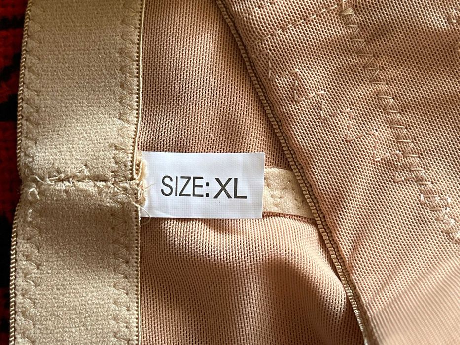 Beżowe majtki wyszczuplające wysoki stan gorsetowe push up XL bdb stan