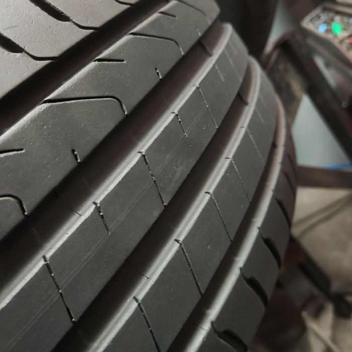 255/45/19 Sprzedam komplet opon letnich Pirelli