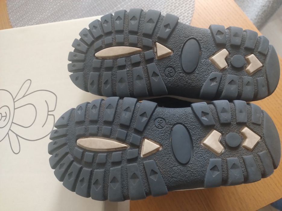 Super Zimowe kozaki trzewiki r 26 Lasocki kids
