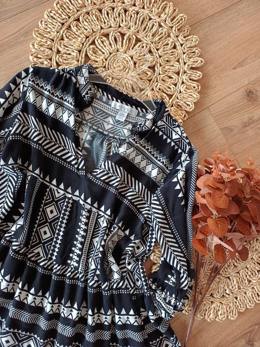 Amisu czarna bluzka zwiewna aztecka tunika 40L w azteckie wzory damska