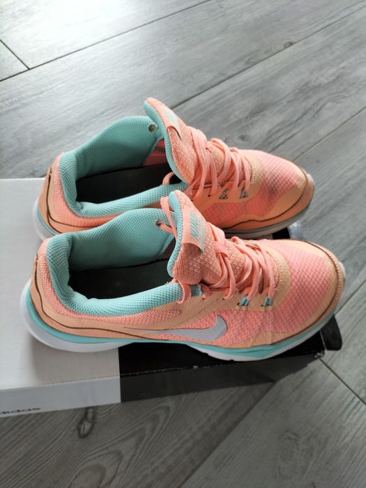 Buty Nike damskie