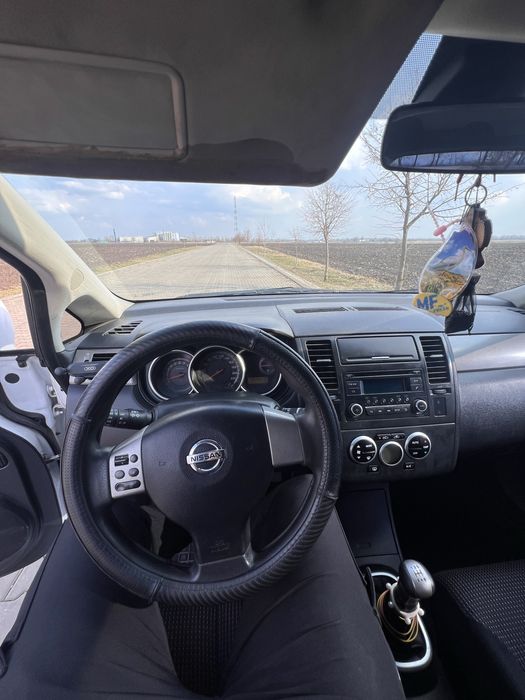 Nissan Tiida 2012 рік