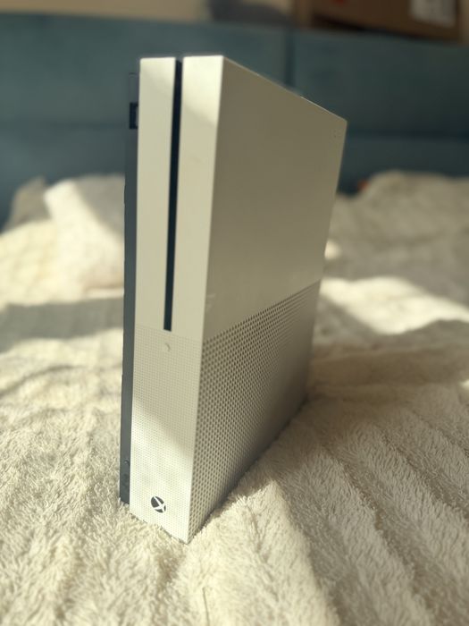 Xbox one S konsola