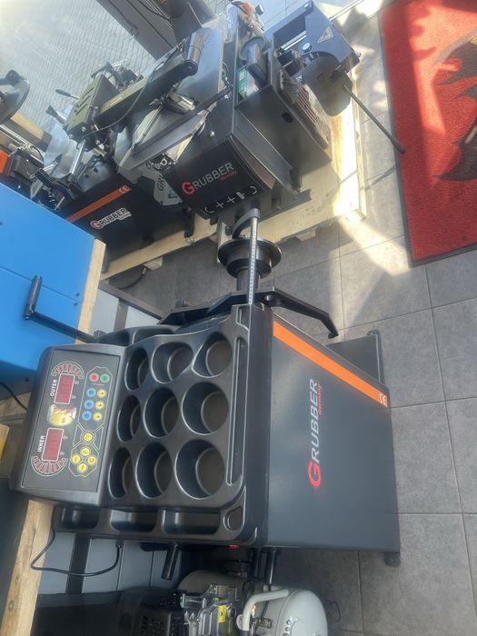 Wyważarka i montażownica do opon lomplet maszyn GERMANY