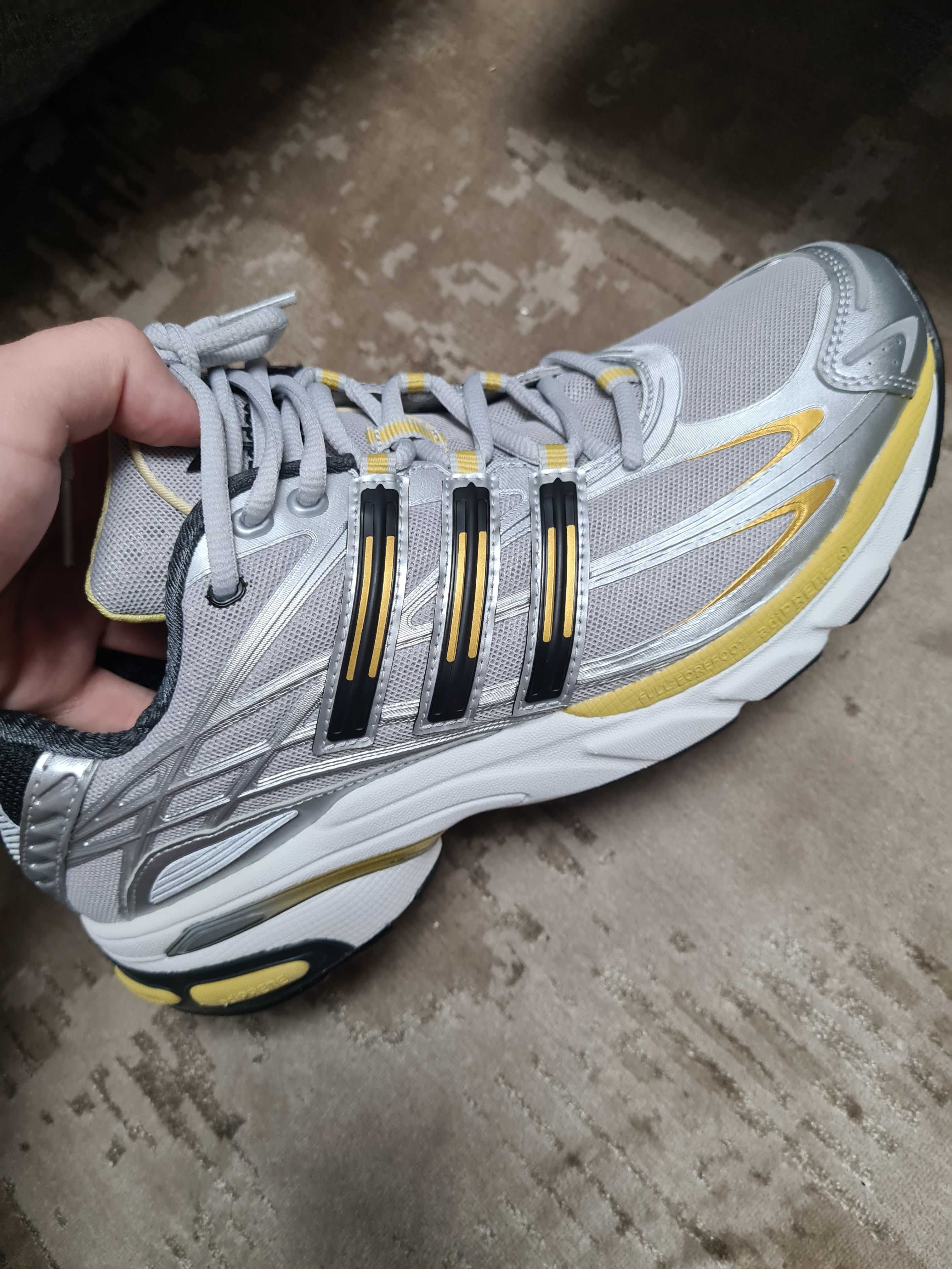 Adistar cushion shoes 3 400 Olx