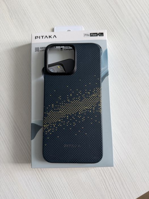Продам оригинальный чехол Pitaka Iphone 15 pro max