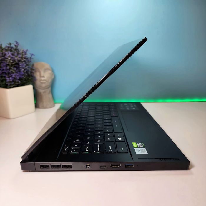 Ігровий ноутбук  MSI GS66 Stealth / i7-10750H / RTX 2060 6GB / 16GB RAM / 512 SSD / Метал