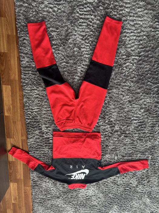 костюм Nike AIR.