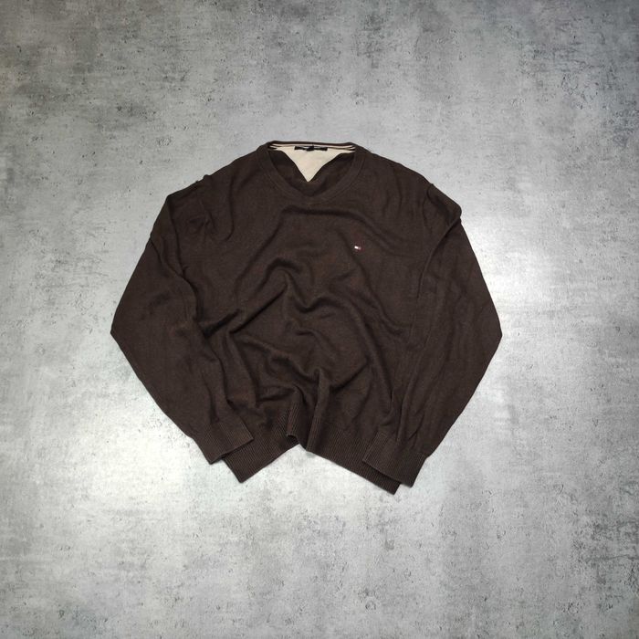 MĘSKI Sweter Elegancki Brązowy Klasyczny Małe Logo Haft Tommy Hilfiger