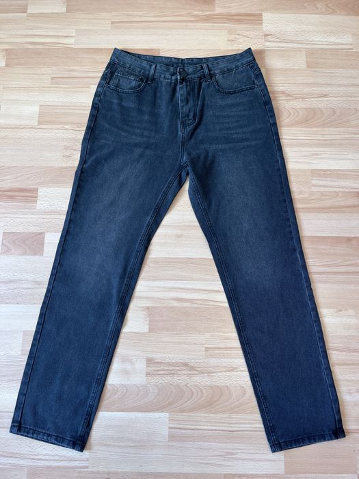 Продам нові базові джинси L розмір