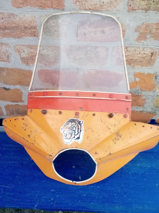 Захисний обтікач для мотоцикла БУ