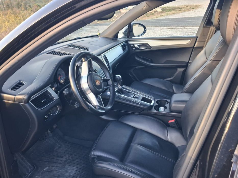 Porsche Macan S