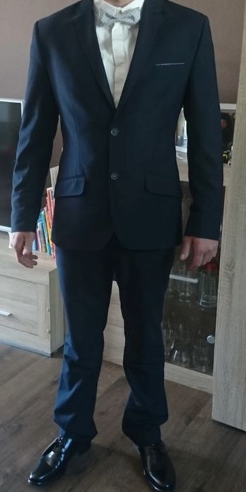 Garnitur męski granatowy M  marynarka spodnie
