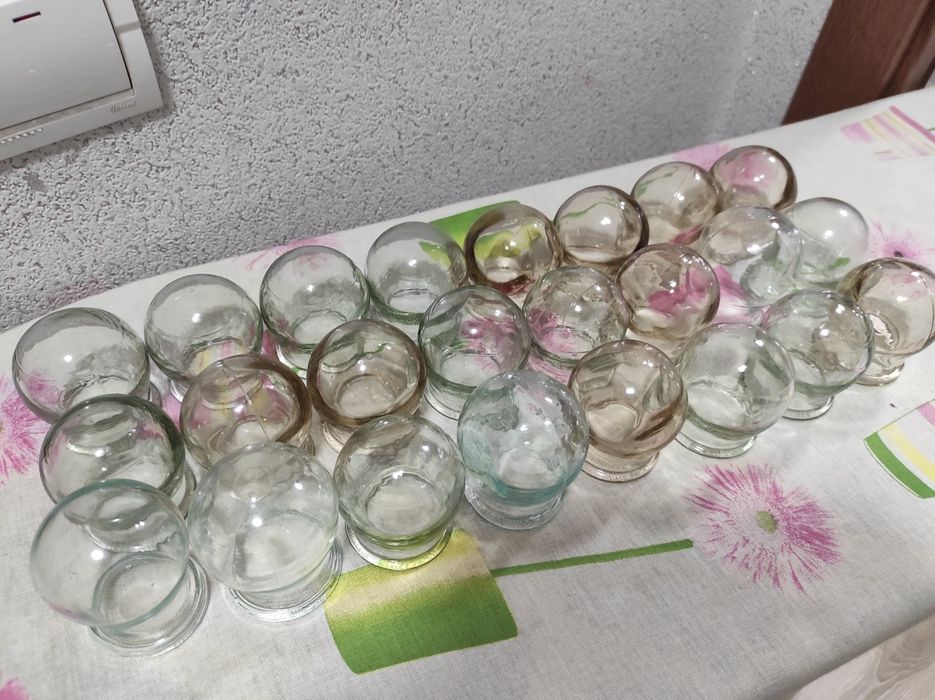 Продам медичні банки