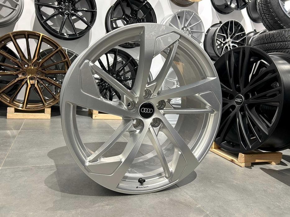 Oryginalne felgi 20 5x112 ET26 Audi RS4 B9 RS5 F5 A5 A7 8W0601/025CN