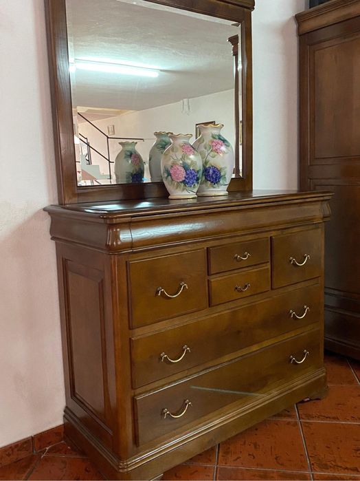 Vendo quarto estilo “Luís Felipe”